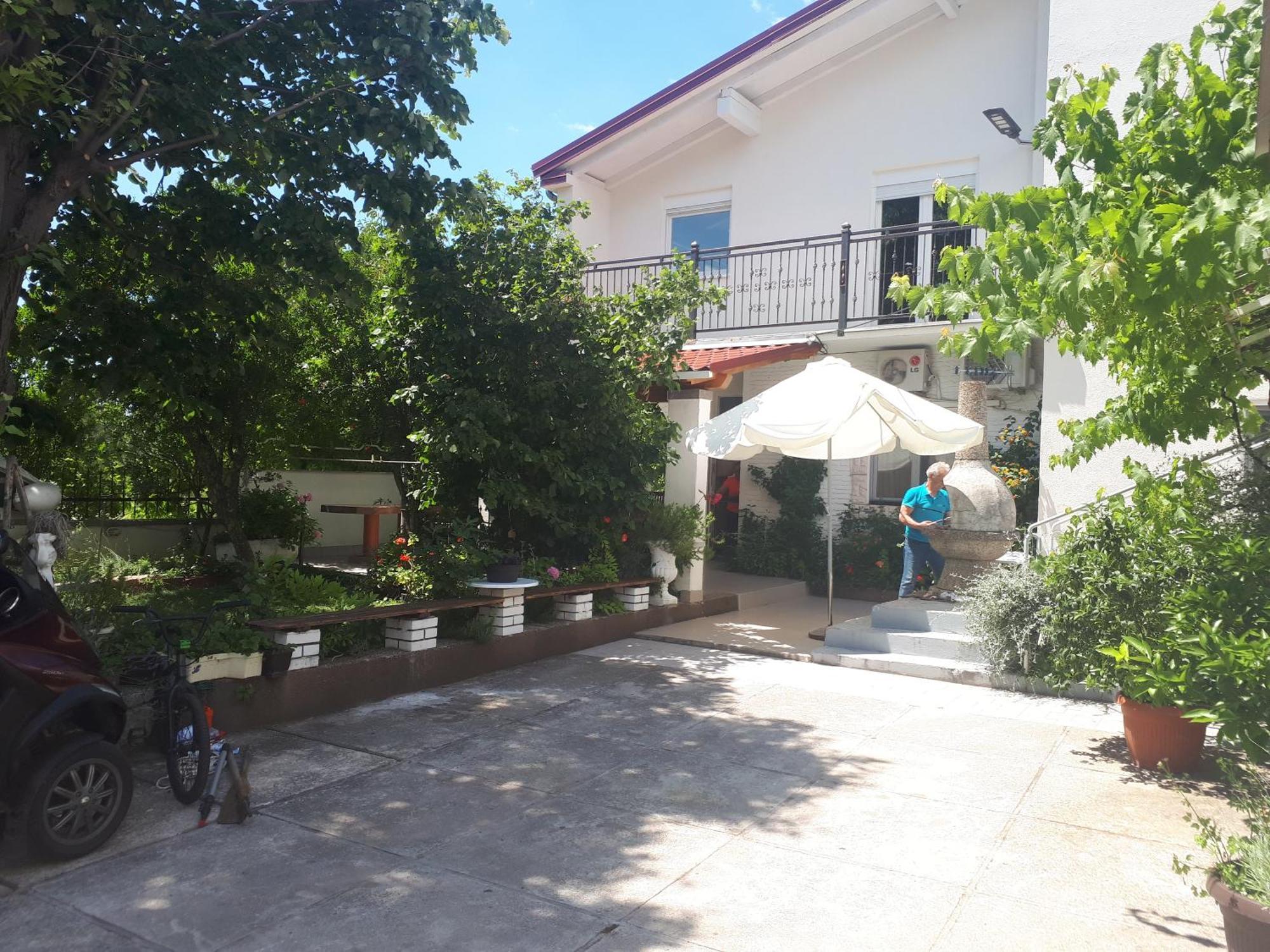 Apartmani Tinka Starigrad Paklenica Exterior photo